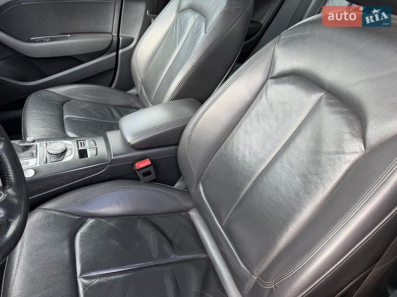 Хэтчбек Audi A3 2015 в Львове