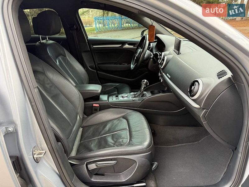 Седан Audi A3 2016 в Харкові