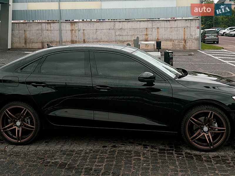 Седан Audi A3 2022 в Киеве