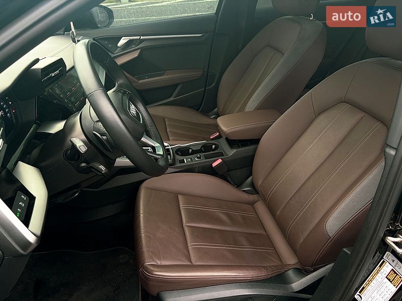 Седан Audi A3 2022 в Киеве