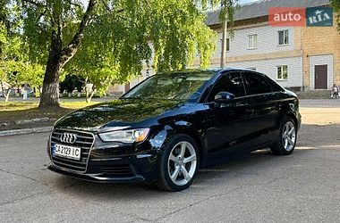 Седан Audi A3 2015 в Смілі