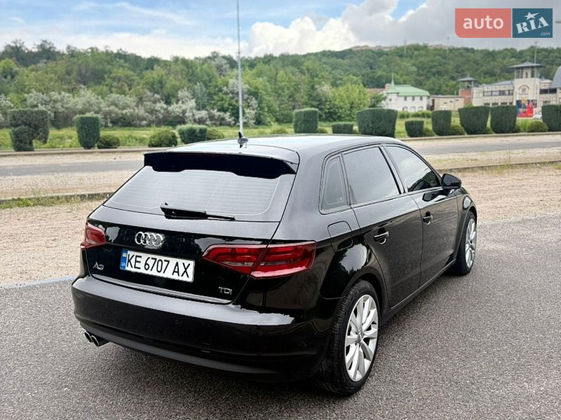 Хэтчбек Audi A3 2015 в Днепре