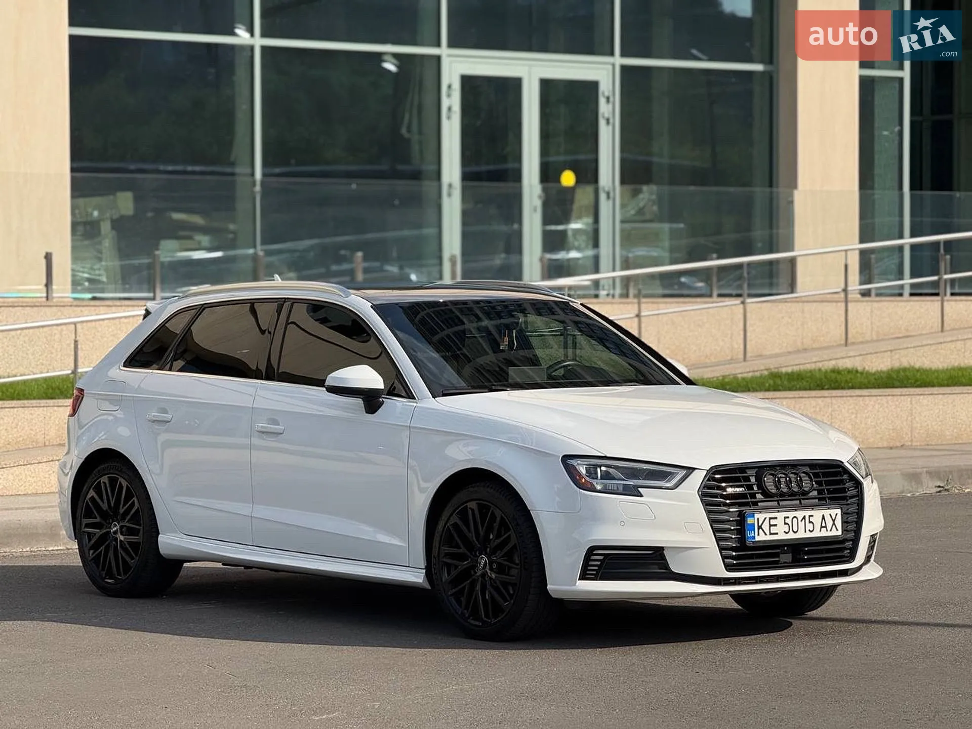 2017 Audi A3 - мініатюра 3
