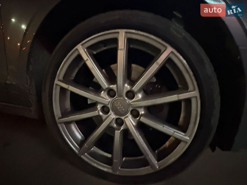Седан Audi A3 2015 в Харькове
