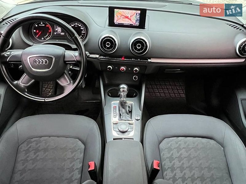Хэтчбек Audi A3 2014 в Киеве