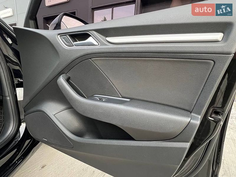 Хэтчбек Audi A3 2014 в Киеве