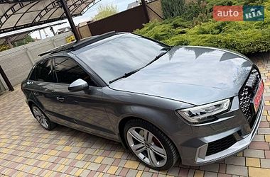 Седан Audi A3 2015 в Дніпрі