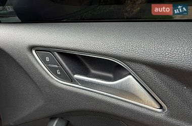 Седан Audi A3 2015 в Дніпрі