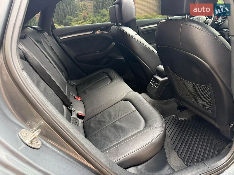 Седан Audi A3 2015 в Дніпрі