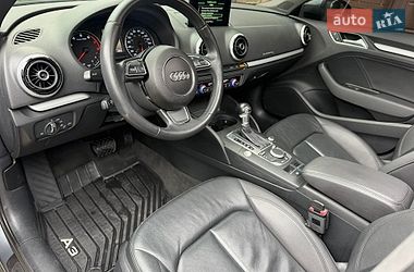 Седан Audi A3 2015 в Дніпрі