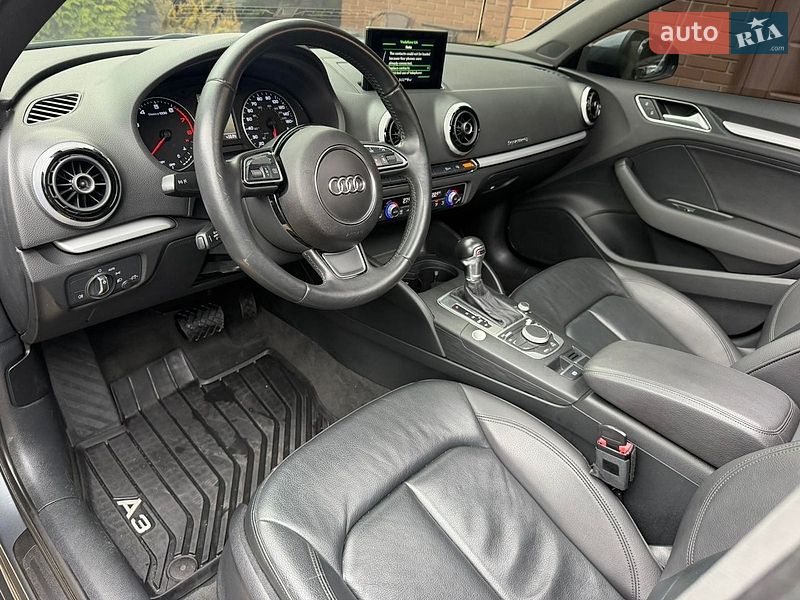 Седан Audi A3 2015 в Дніпрі