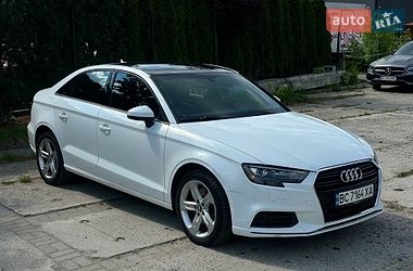 Седан Audi A3 2017 в Львове