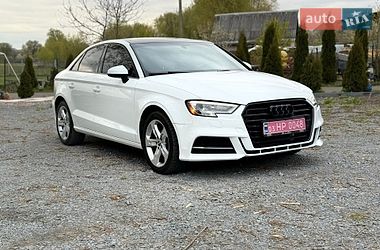 Седан Audi A3 2019 в Ровно