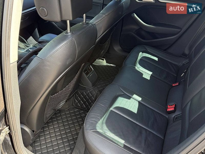Седан Audi A3 2015 в Днепре