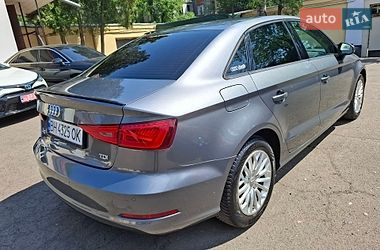 Седан Audi A3 2016 в Одессе