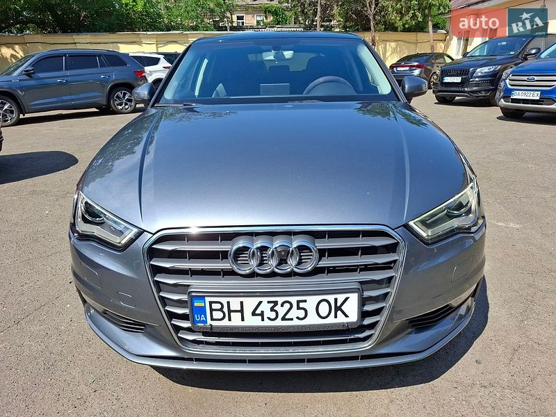 Седан Audi A3 2016 в Одессе