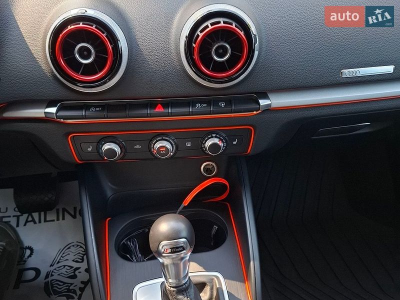 Седан Audi A3 2016 в Одессе