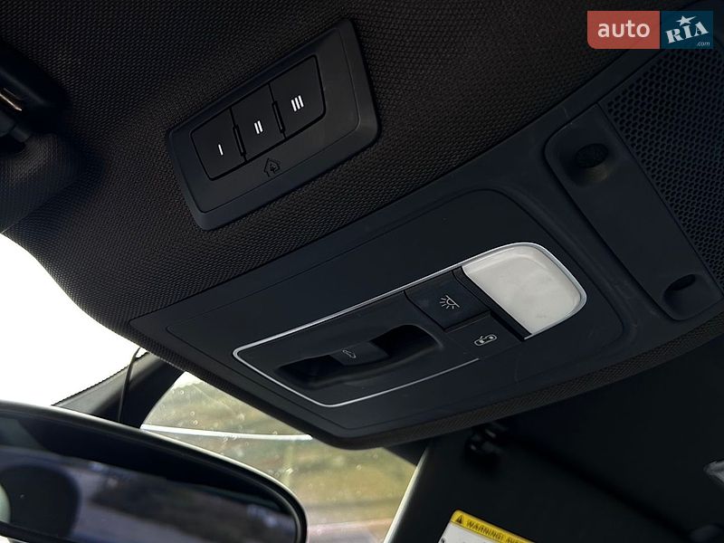 Седан Audi A3 2015 в Запоріжжі