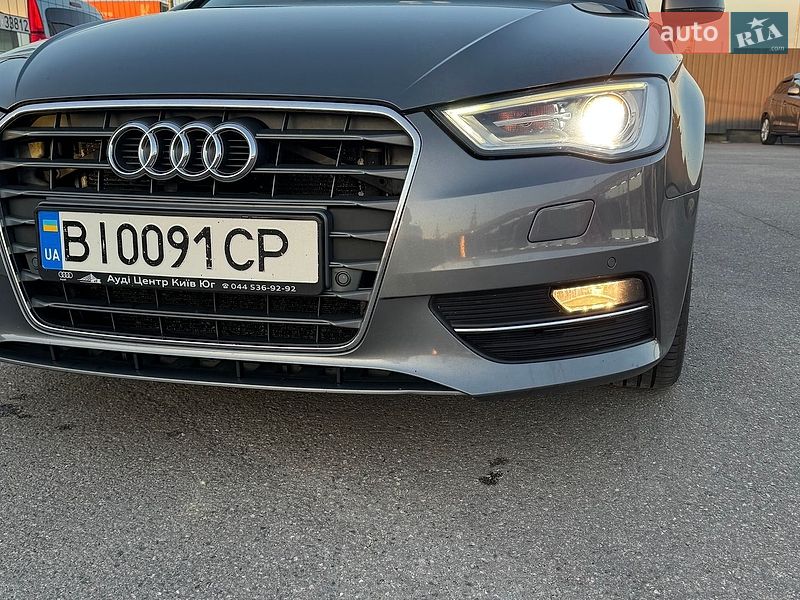 Хэтчбек Audi A3 2016 в Полтаве