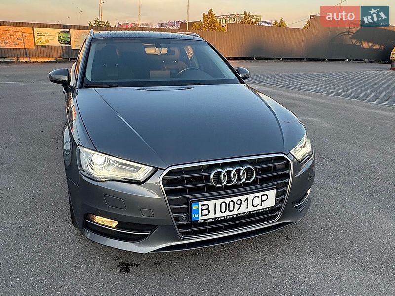 Хэтчбек Audi A3 2016 в Полтаве