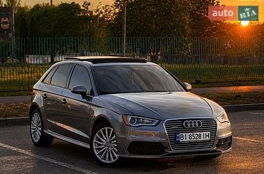 Хэтчбек Audi A3 2015 в Полтаве