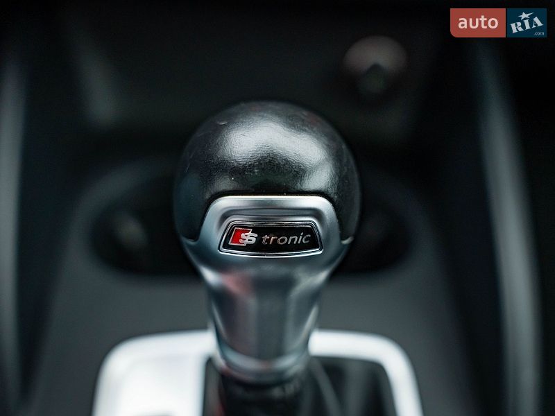 Седан Audi A3 2015 в Киеве