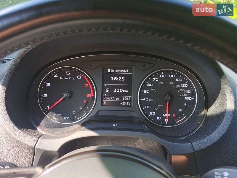 Седан Audi A3 2015 в Чайках