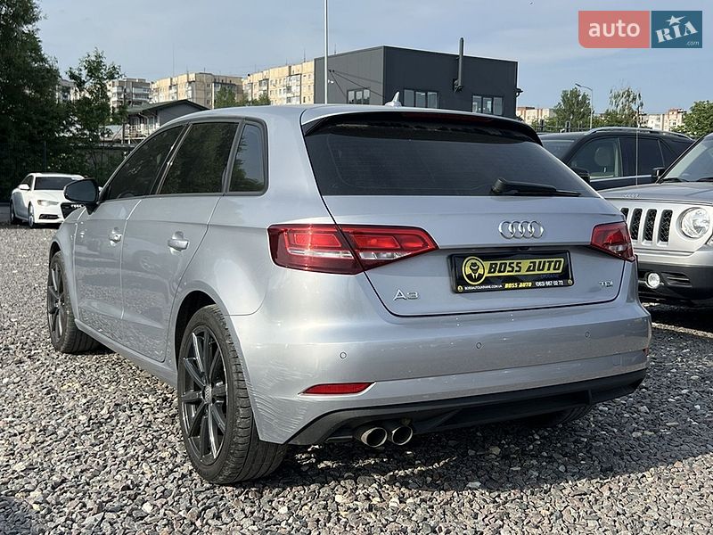 Хэтчбек Audi A3 2018 в Львове