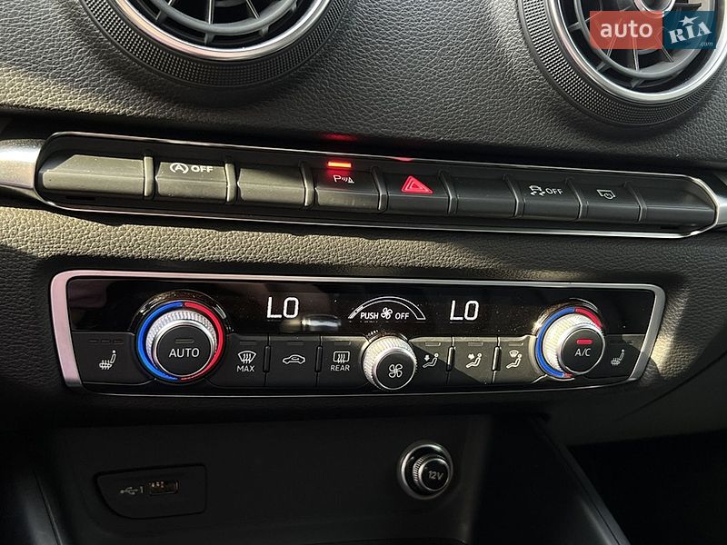 Хетчбек Audi A3 2018 в Львові фото 16 Хетчбек Audi A3 2018 в Львові