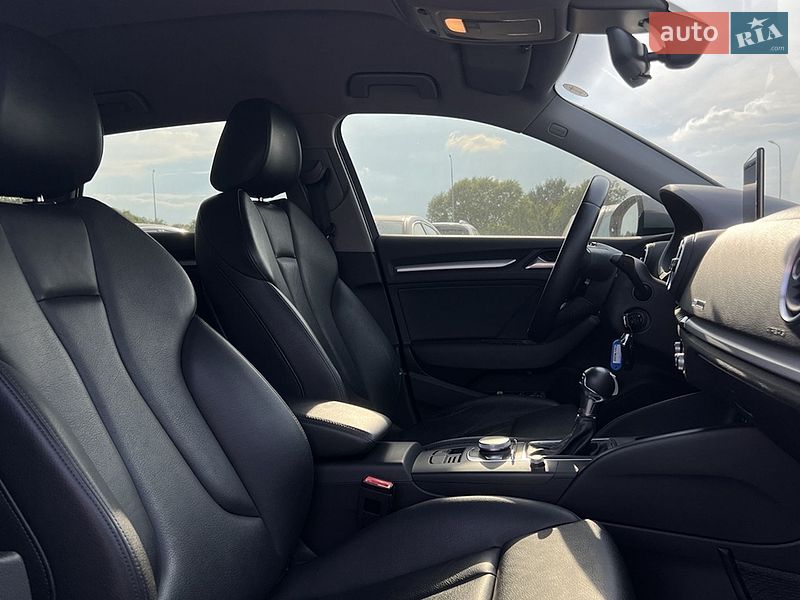 Хетчбек Audi A3 2018 в Львові фото 18 Хетчбек Audi A3 2018 в Львові