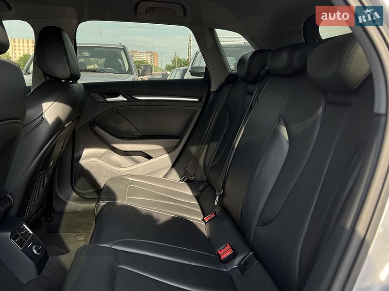 Хетчбек Audi A3 2018 в Львові фото 20 Хетчбек Audi A3 2018 в Львові