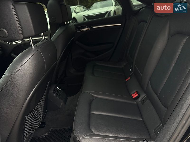 Седан Audi A3 2017 в Харкові