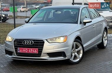 Седан Audi A3 2015 в Кропивницком