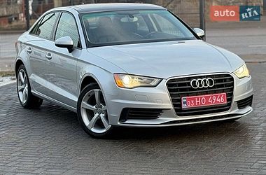 Седан Audi A3 2015 в Кропивницком