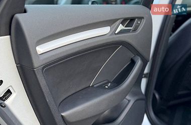 Седан Audi A3 2015 в Кропивницком