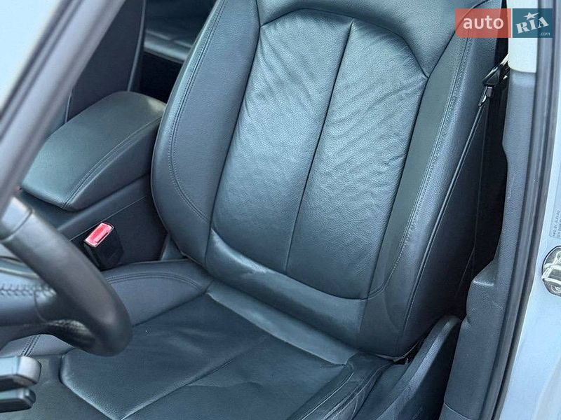 Седан Audi A3 2015 в Кропивницком