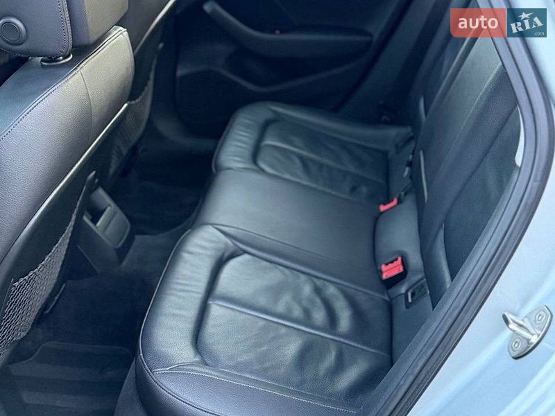 Седан Audi A3 2015 в Кропивницком