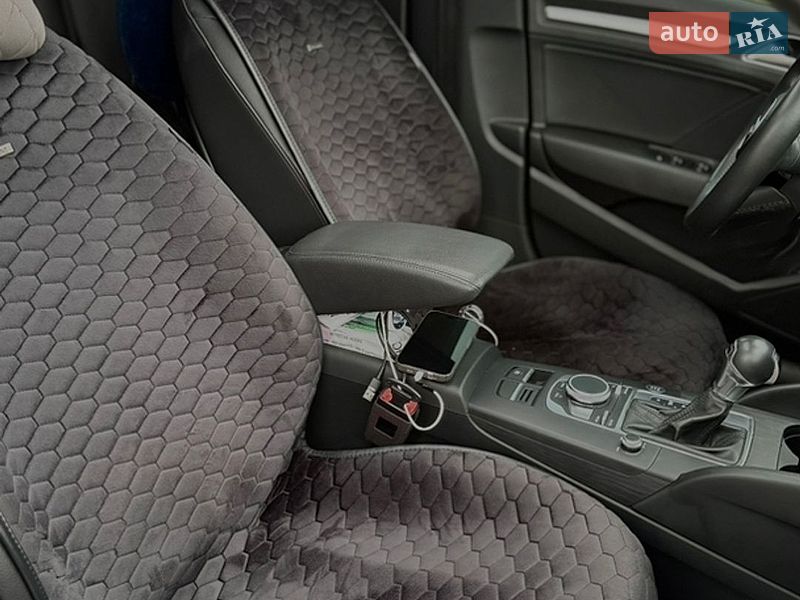 Седан Audi A3 2018 в Запоріжжі