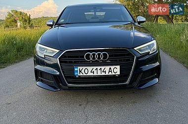 Седан Audi A3 2019 в Хусті