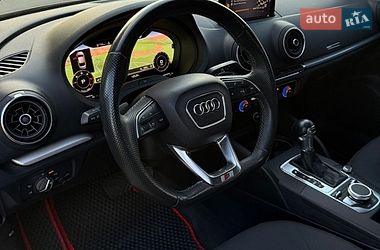 Седан Audi A3 2019 в Хусті