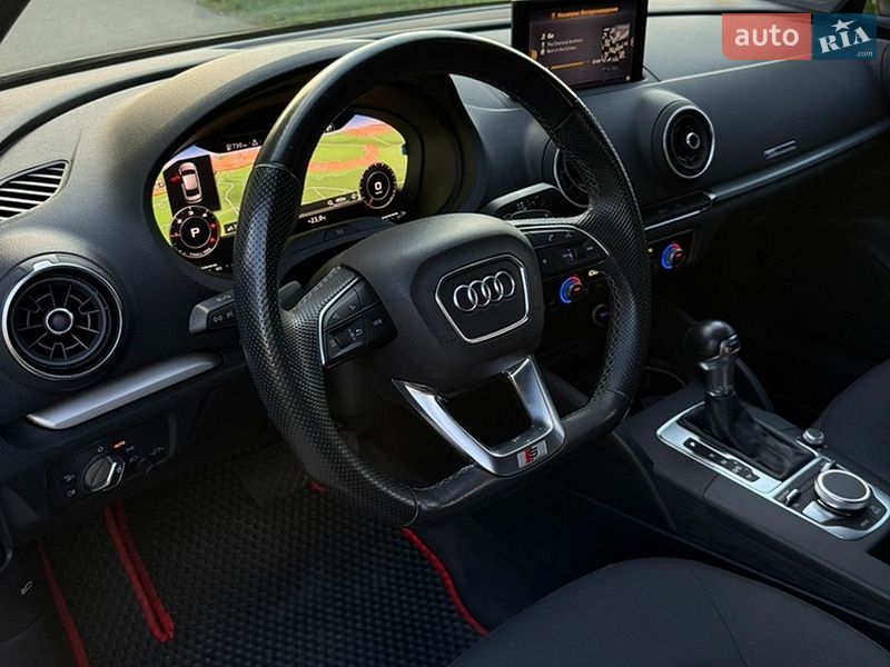 Седан Audi A3 2019 в Хусті