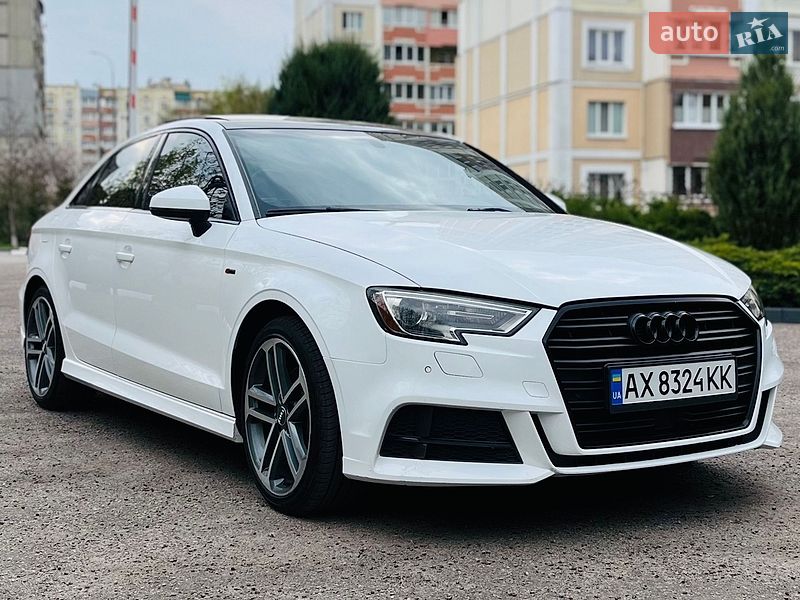 Седан Audi A3 2018 в Харькове