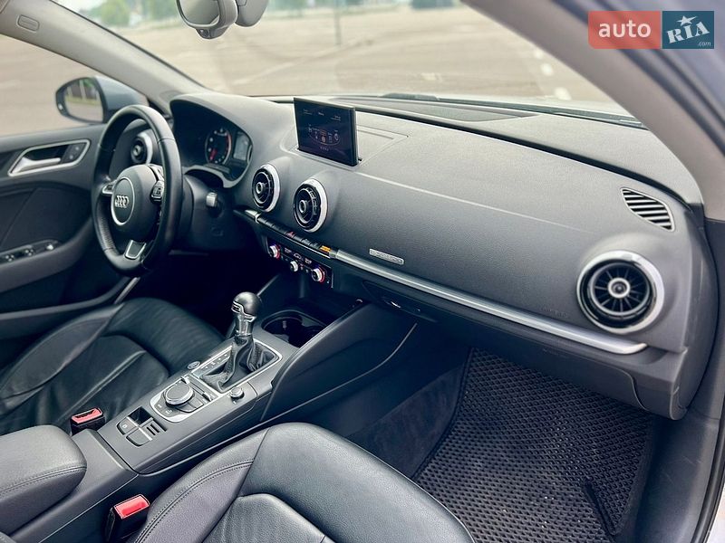 Седан Audi A3 2014 в Києві