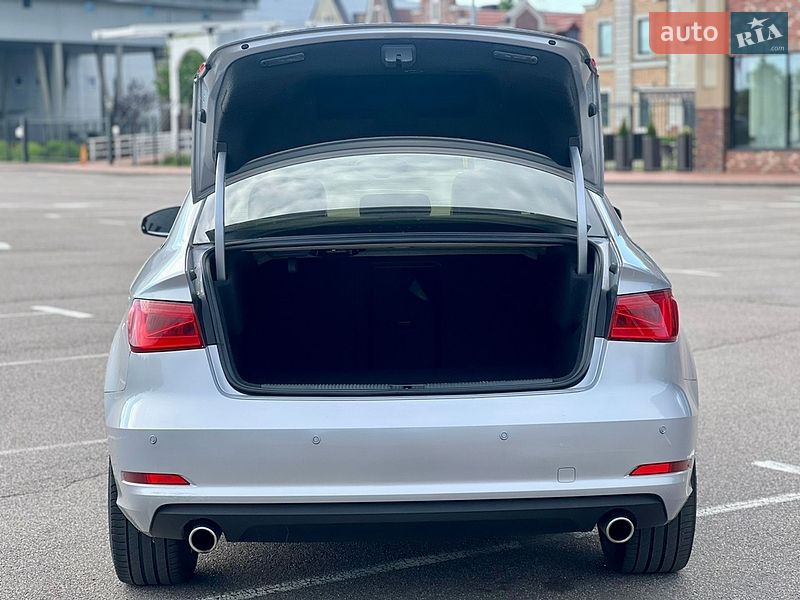 Седан Audi A3 2014 в Києві