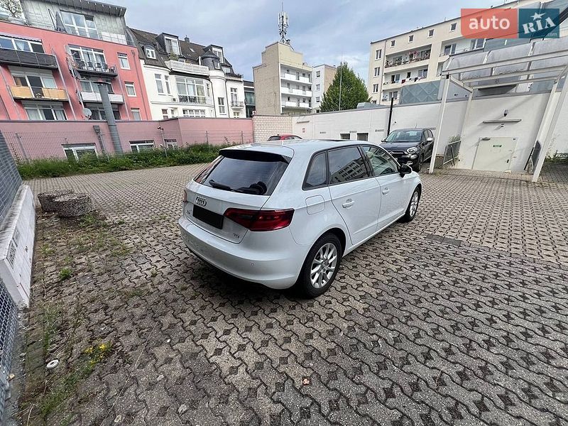 Хетчбек Audi A3 2015 в Одесі