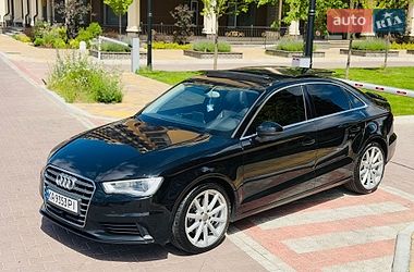 Седан Audi A3 2014 в Києві