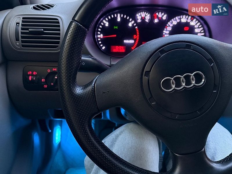 Хэтчбек Audi A3 1999 в Чернигове