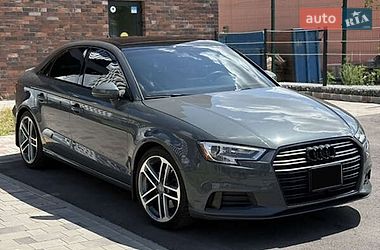 Седан Audi A3 2019 в Львові