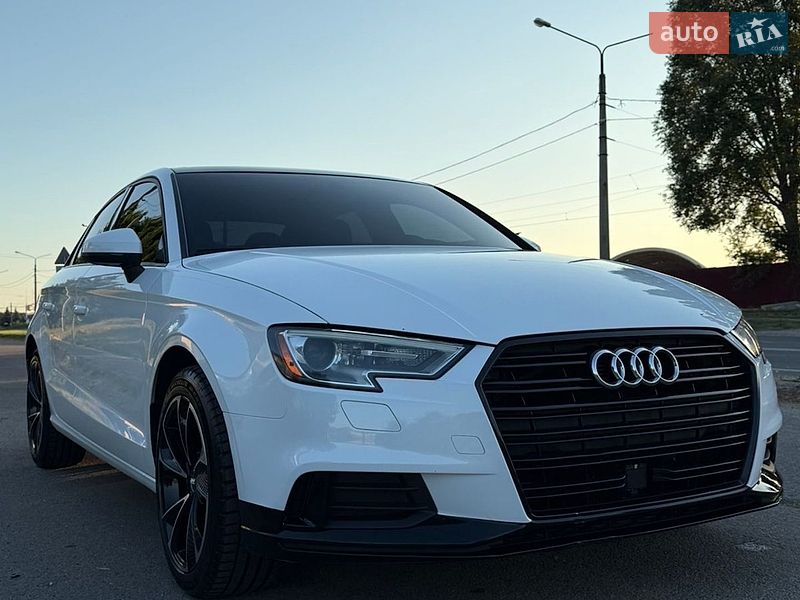 Седан Audi A3 2017 в Харкові