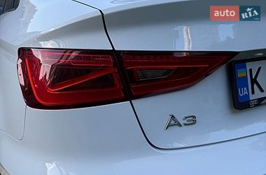 Седан Audi A3 2015 в Киеве